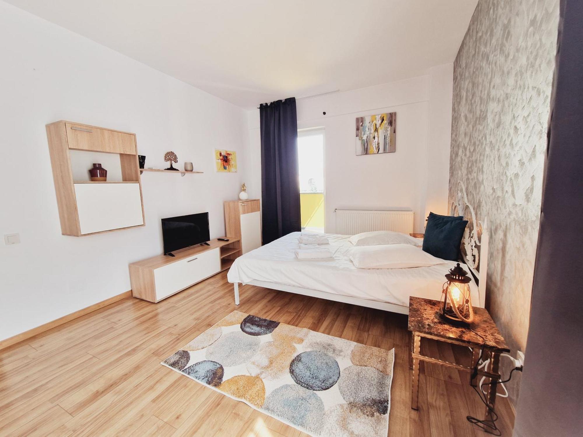 Ultracentral 5* Boutique Hotel Style Apartment. Brand New. 2 Rooms. Spacious. Free Parking คลูจ-นาโปกา ภายนอก รูปภาพ